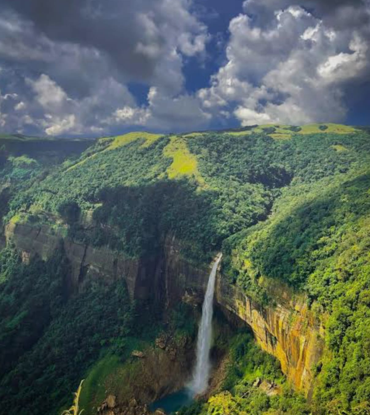 Mystic Meghalaya (Wari Chora)